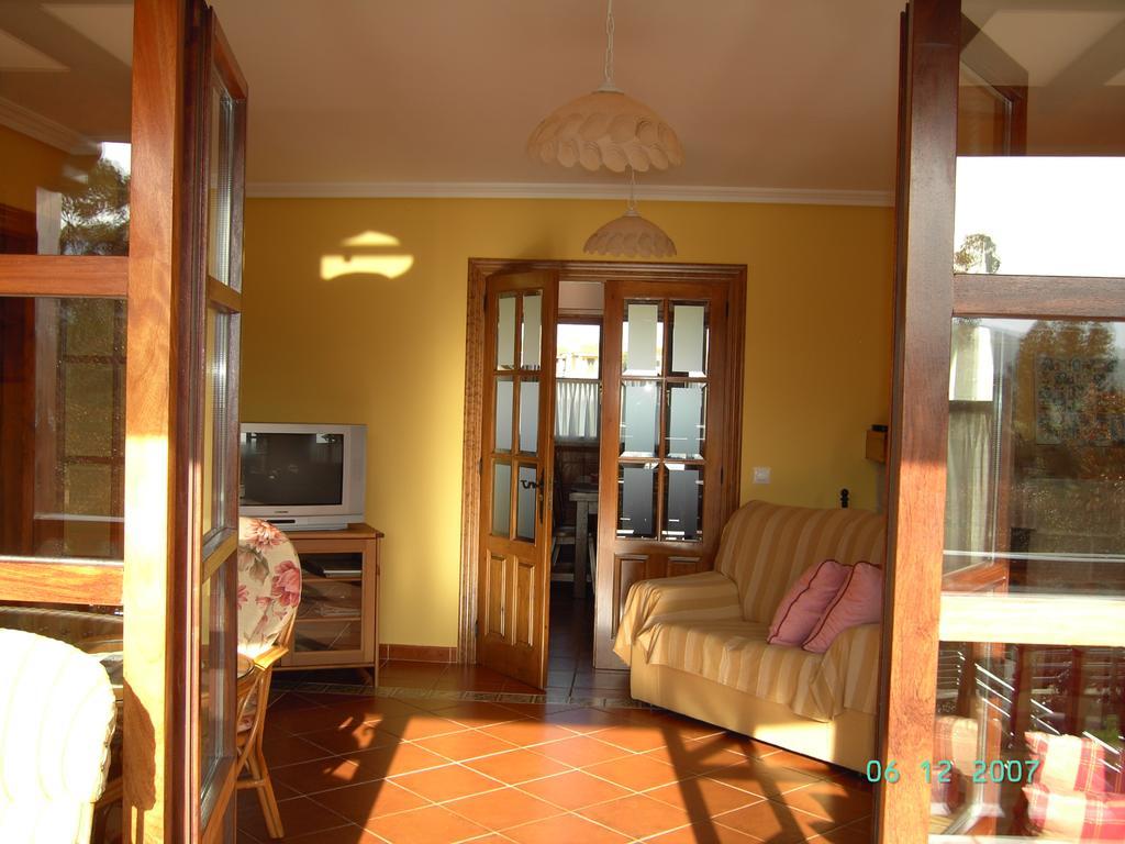 Viviendas De Uso Turistico La Arboleda I Y II Colombres Room photo